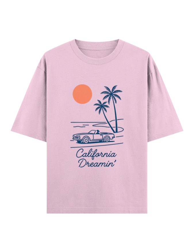 California Dreamin' Vintage Convertible Scene Oversized T-shirt