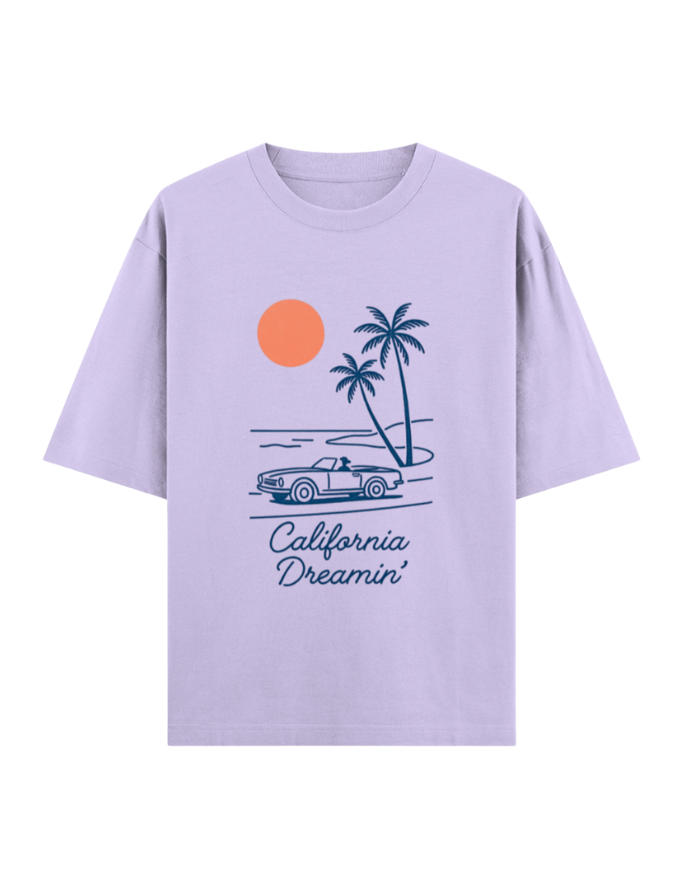 California Dreamin' Vintage Convertible Scene Oversized T-shirt