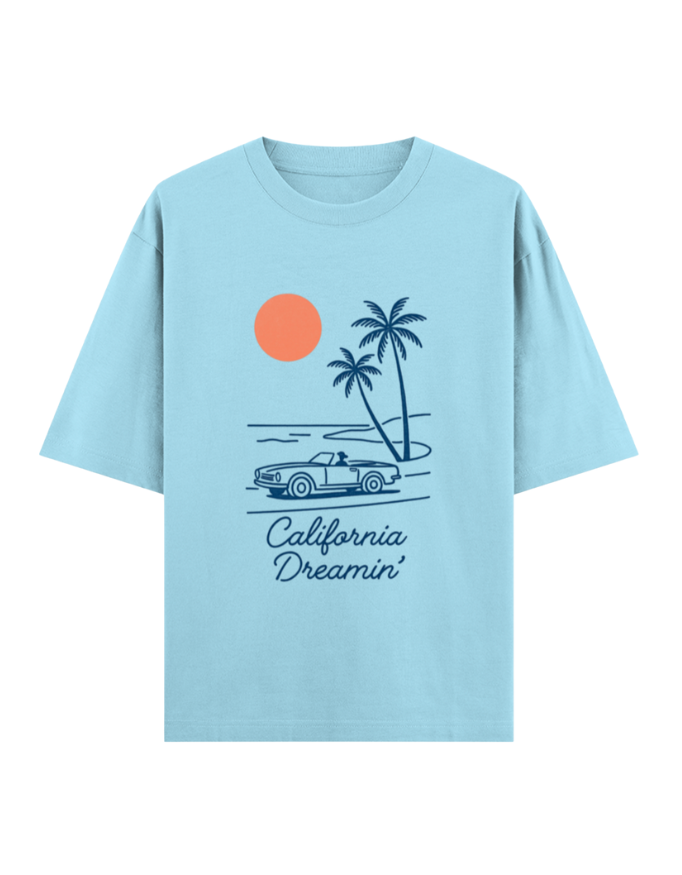 California Dreamin' Vintage Convertible Scene Oversized T-shirt